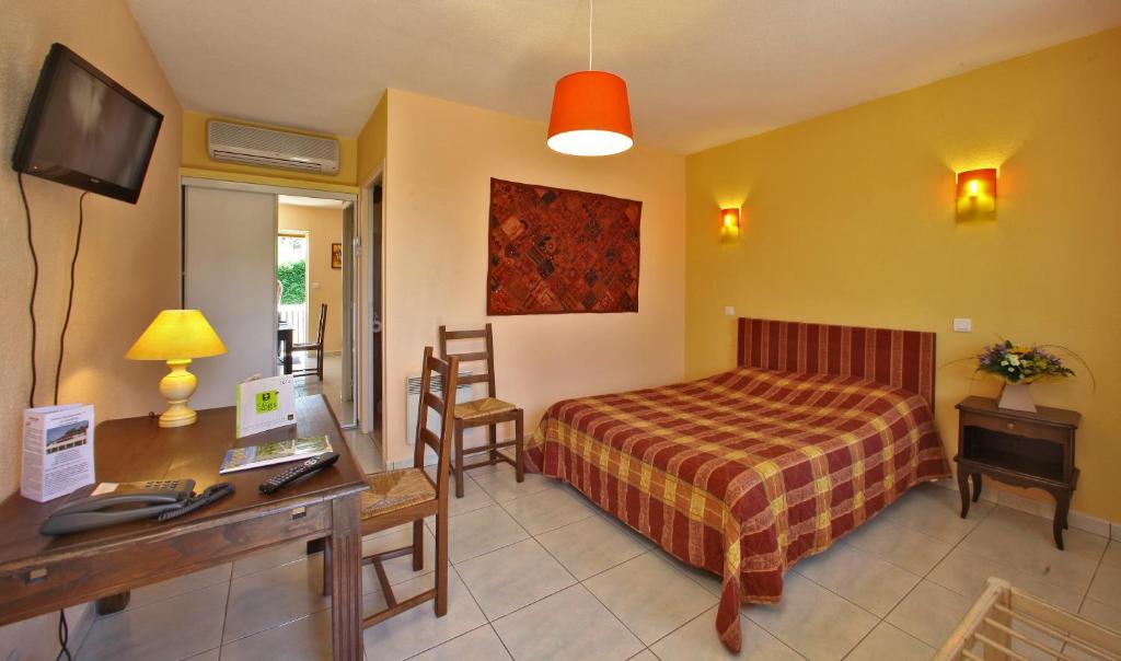 Le Sorbier Otel Razac-sur-lʼIsle Dış mekan fotoğraf