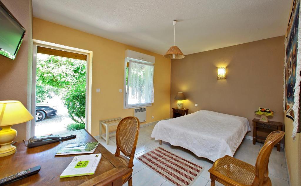 Le Sorbier Otel Razac-sur-lʼIsle Oda fotoğraf